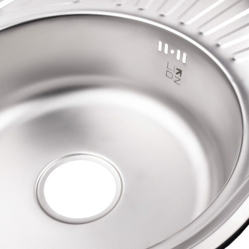 Кухонна мийка із нержавійки овальна LIDZ 570мм x 455мм мікротекстура 0.6мм із сифоном LIDZ5745MDEC06