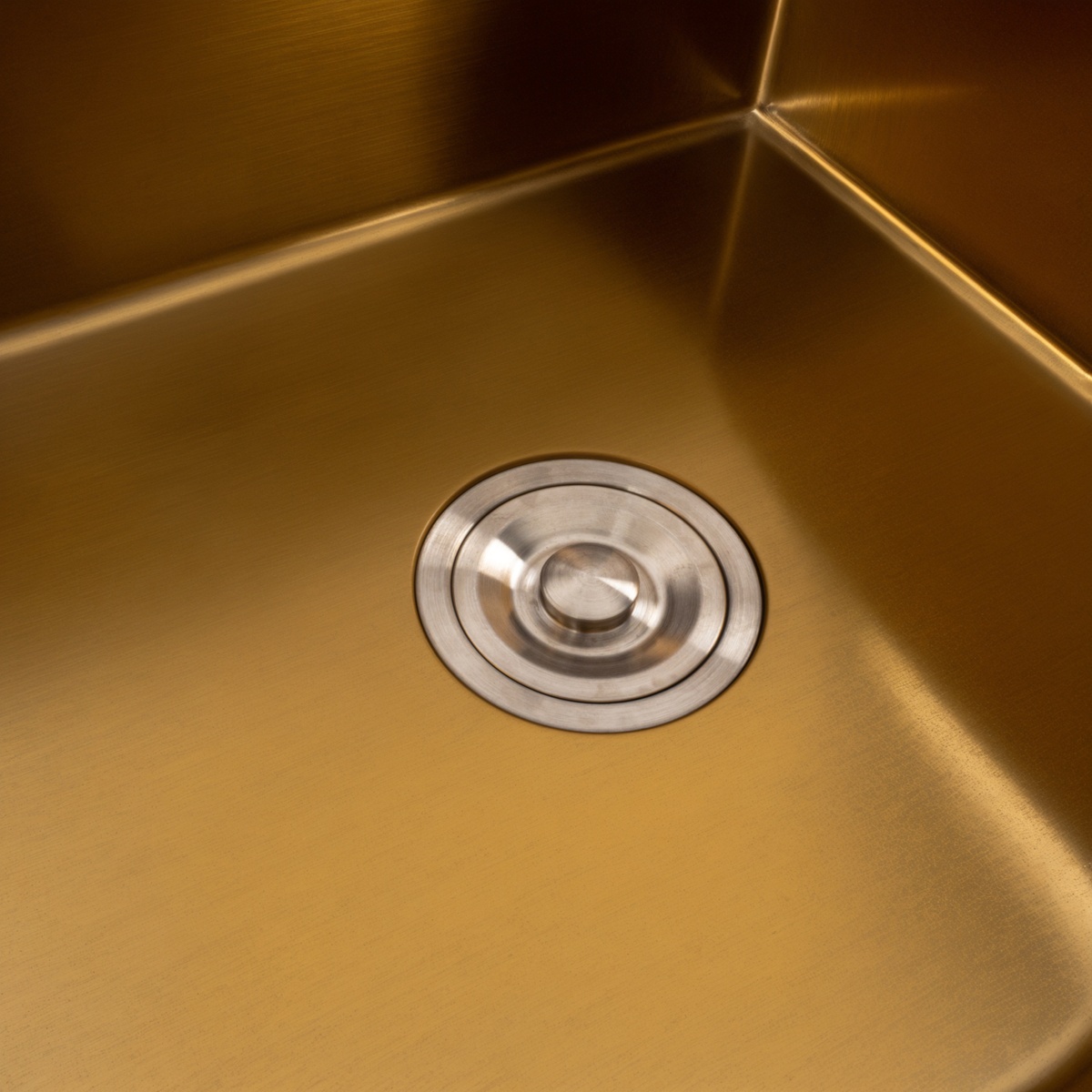Мийка для кухні із нержавіючої сталі квадратна PLATINUM Handmade HSBB 500x500x220мм глянцева 1мм золото із сифоном PLS-A35638
