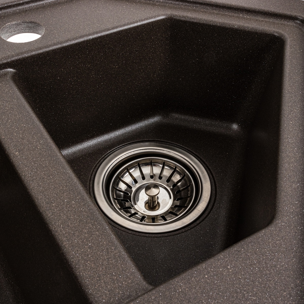 Мийка для кухні гранітна кутова PLATINUM 9950 PANDORA 990x500x200мм без сифону на півтори чаші коричнева PLS-A39645