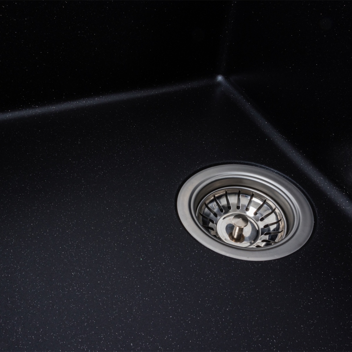 Мийка для кухні гранітна прямокутна PLATINUM 6550 LOTOS 650x500x200мм без сифону чорна PLS-A41108