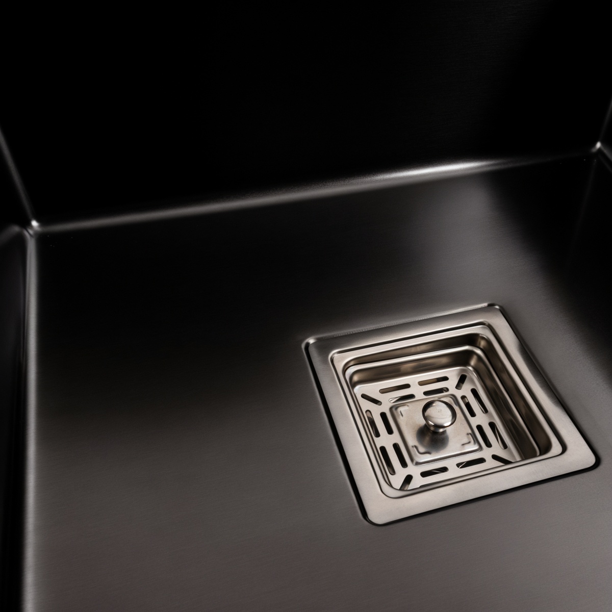 Мойка для кухни из нержавеющей стали прямоугольная PLATINUM Handmade PVD 780x500x230мм матовая 1мм черная без сифона PLS-A37035