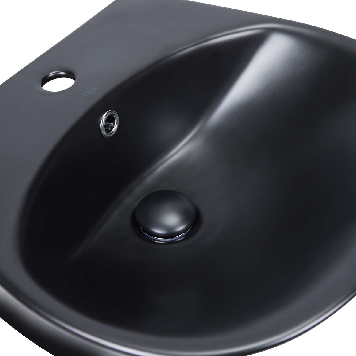 Раковина подвесная для ванной 500мм x 450мм Q-TAP Virgo черный полукруглая QT1811037GMB