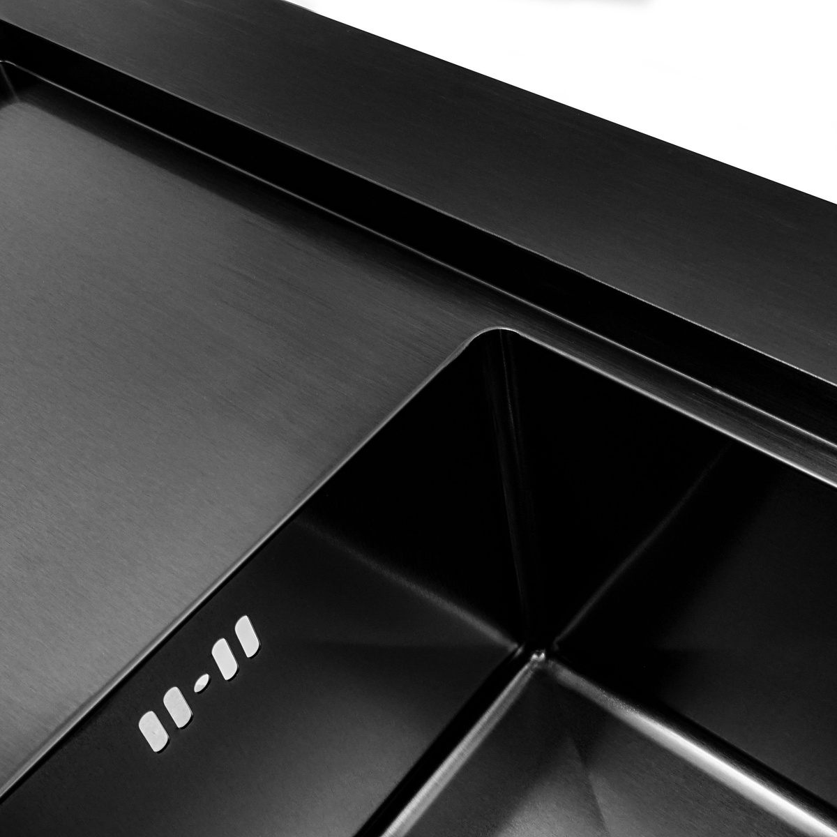 Мийка для кухні із нержавіючої сталі прямокутна PLATINUM Handmade PVD 780x430x220мм матова 3мм чорна із сифоном PLS-A32274