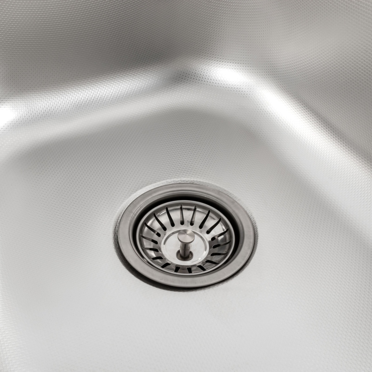 Мийка для кухні із нержавіючої сталі кутова PLATINUM 9550D ДЕКОР 950x500x180мм мікротекстура 0.8мм на півтори чаші із сифоном PLS-A639