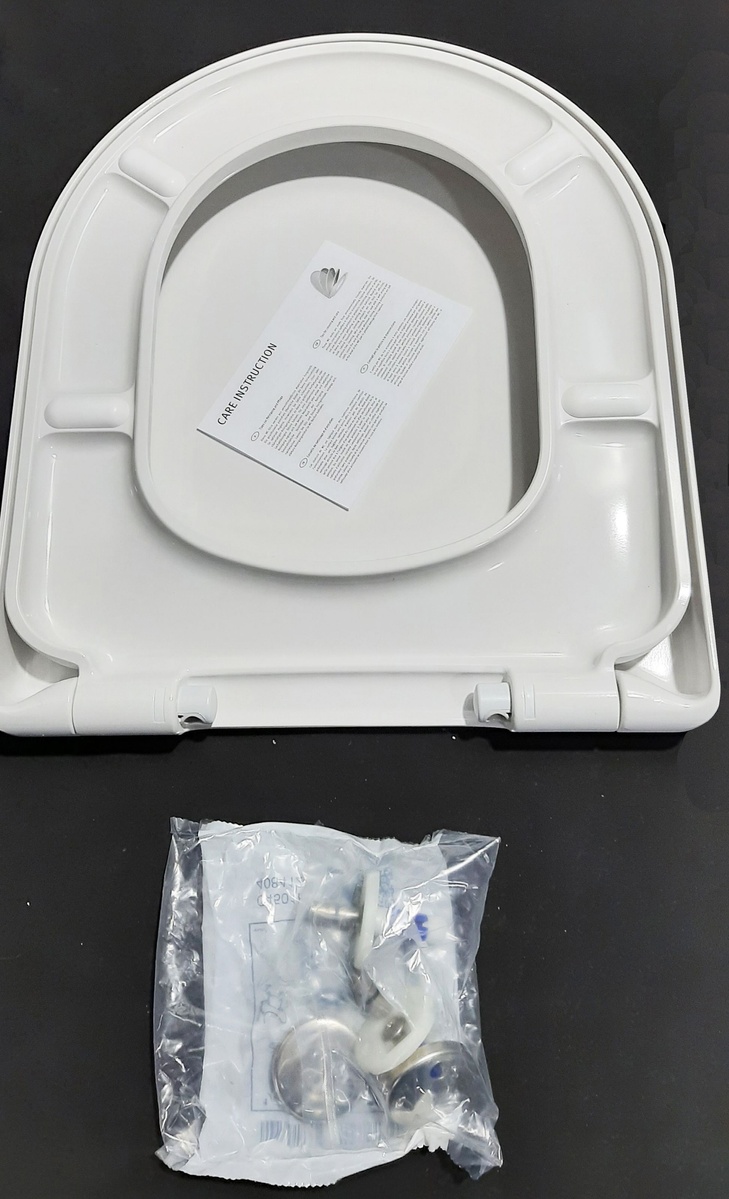 Унитаз подвесной под инсталляцию безободковый белый LAUFEN PRO с сиденьем с микролифтом H820966+H8969513B
