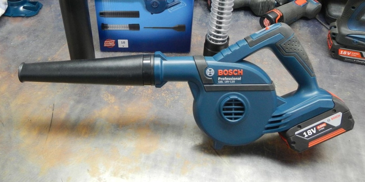 Воздуховод аккумуляторный Bosch GBL 18V-120 Professional 18В 270км/ч 1.1кг без АКБ и ЗП