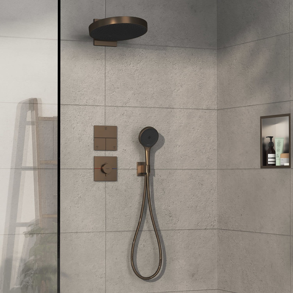 Внешняя часть смесителя без скрытой части HANSGROHE ShowerSelect Comfort E бронза латунь 155x155мм 15575140