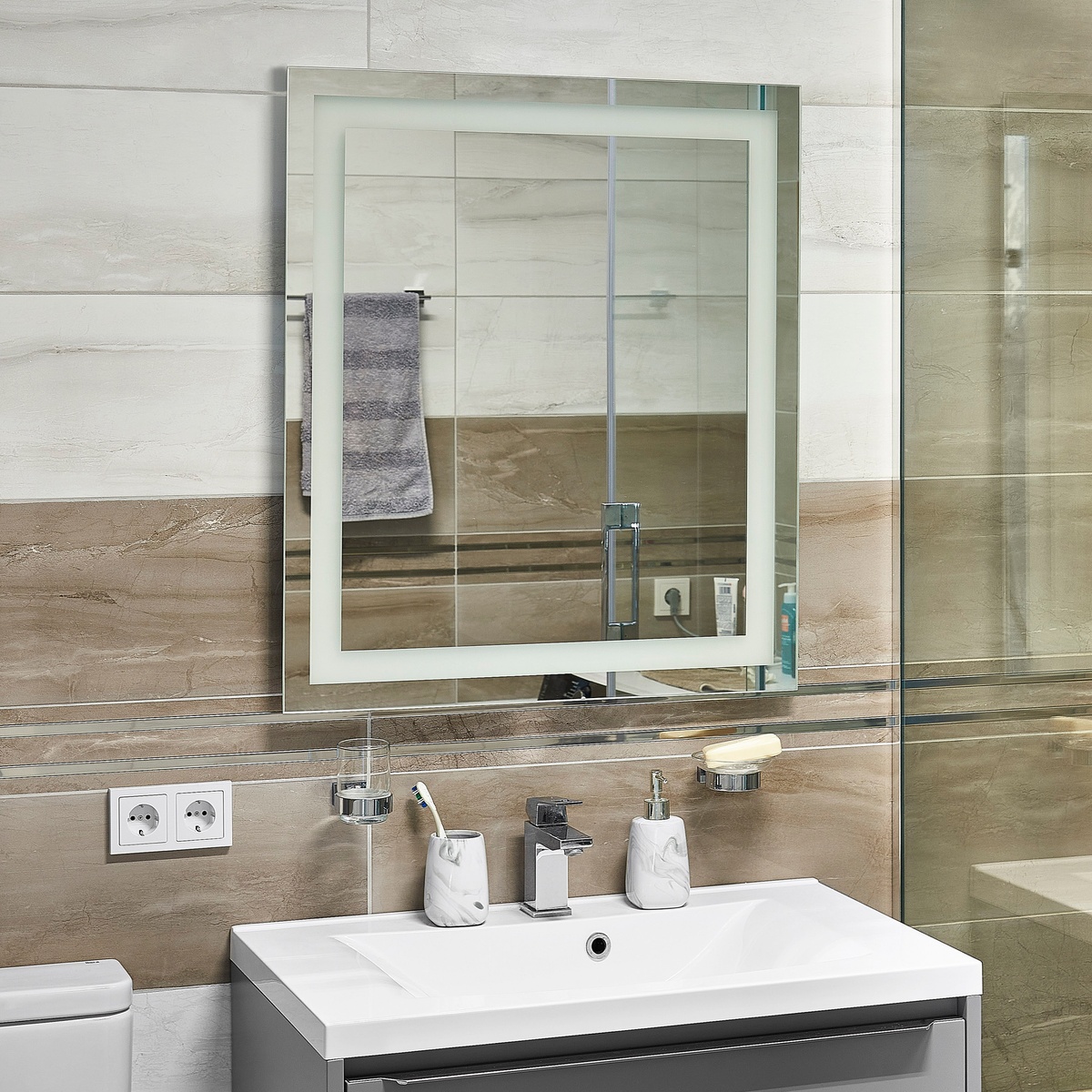 Зеркало в ванную UNIO MRR-01 SQR-AA 80x70см c подсветкой прямоугольное 000026926