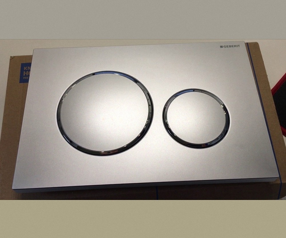 Кнопка слива для инсталляции GEBERIT SIGMA20 пластиковая двойная матовая хром 115.882.KN.1