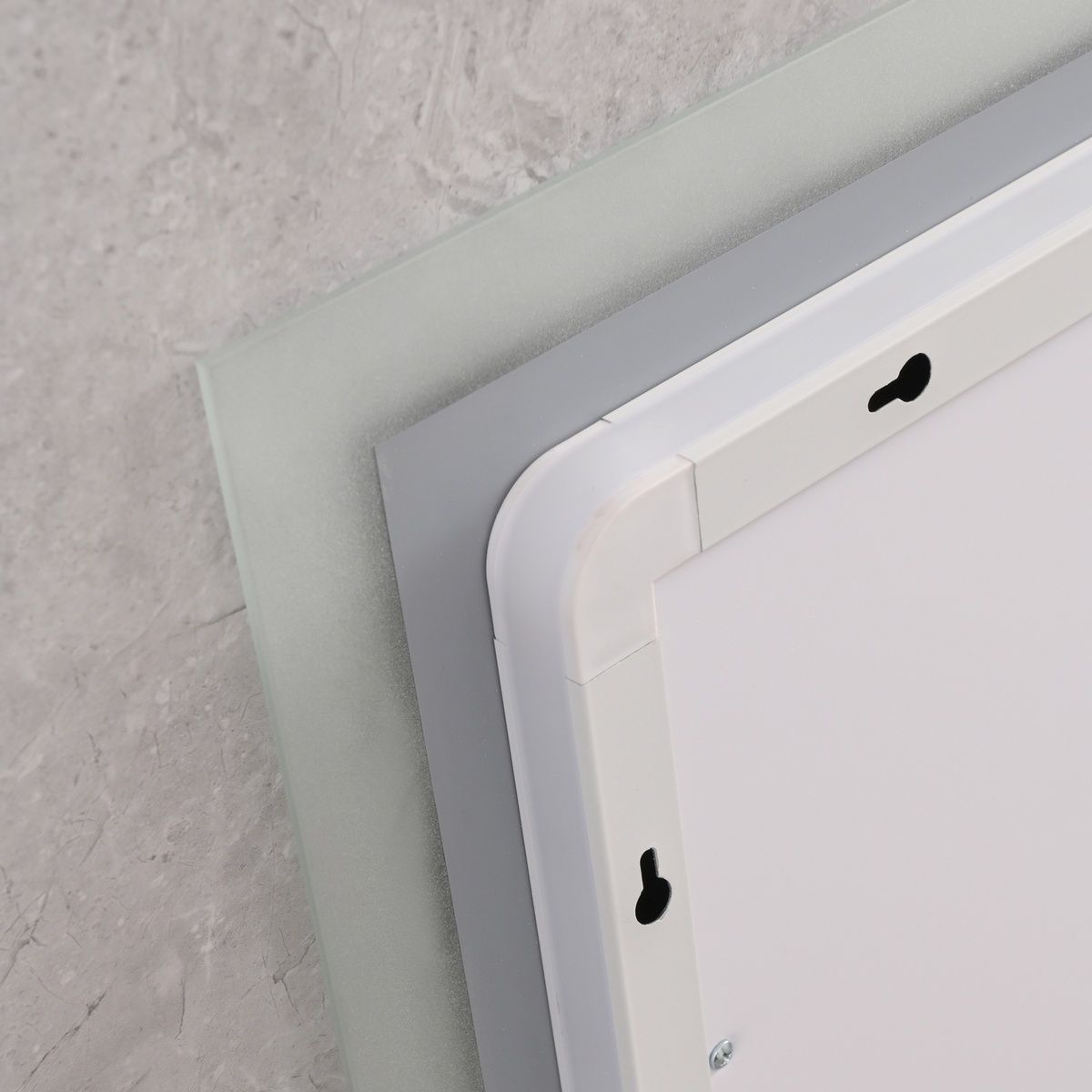 Зеркало в ванную MIXXUS Flat 60x80см c подсветкой сенсорное включение антизапотевание прямоугольное MI6928