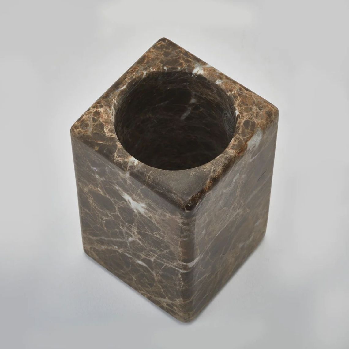 Стакан для зубних щіток настільний AQUANOVA Hammam прямокутний з каменю коричневий HAMTUM-01