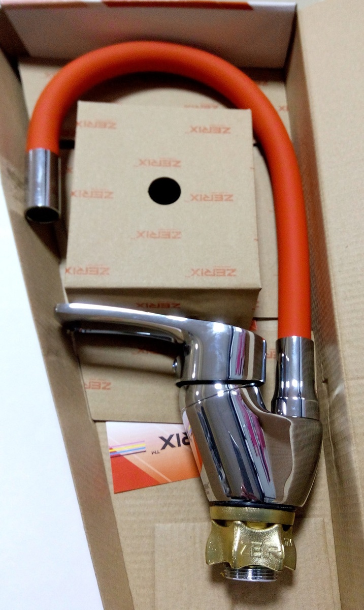 Змішувач для кухні одноважільний з гнучким виливом ZERIX YUB 181 оранжевий силумін ZX0434