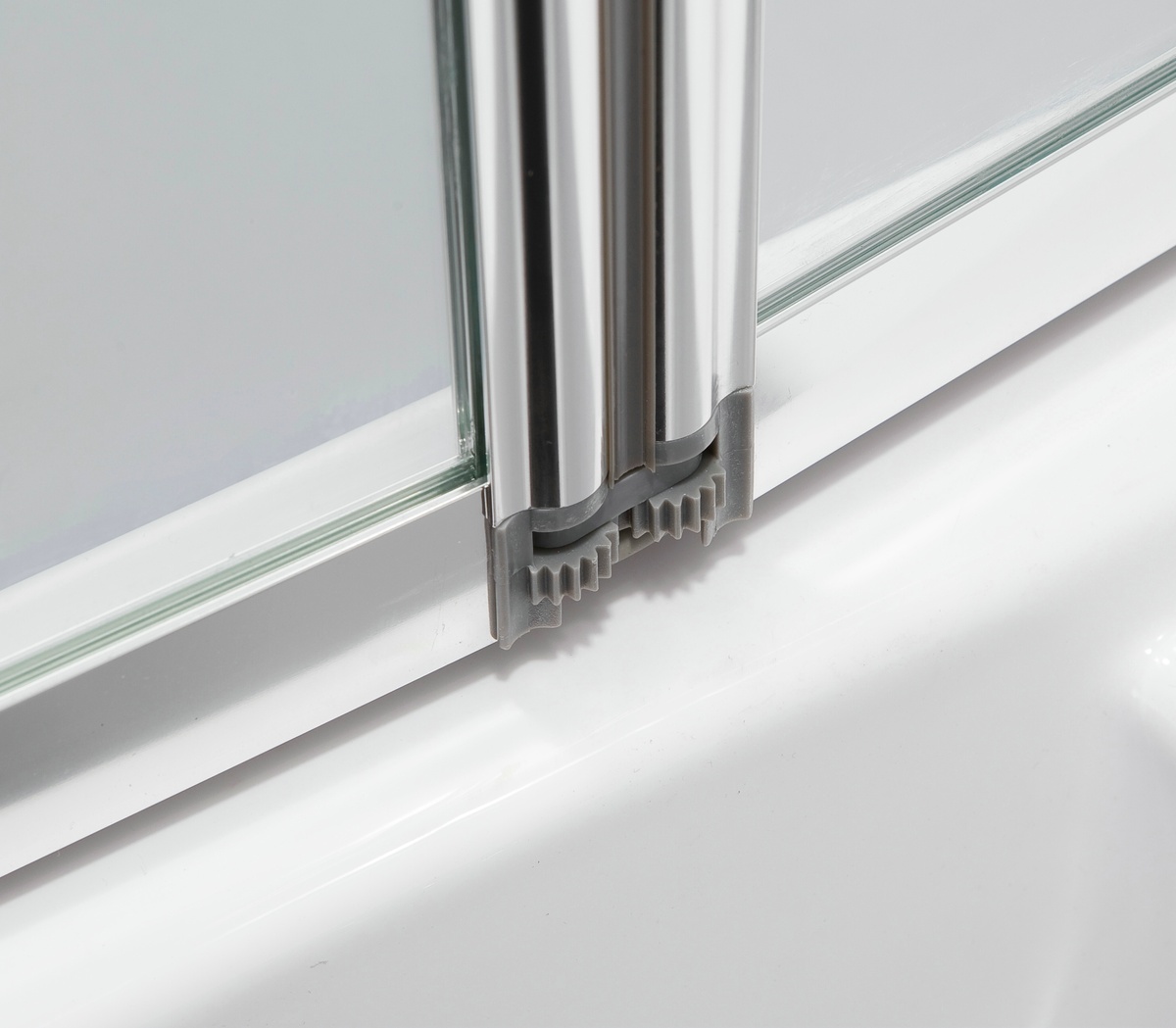 Ширма скляна для ванної універсальна чотири секції гармошка 140см x 89см EGER стекло прозрачное 5мм профиль хром 599-110
