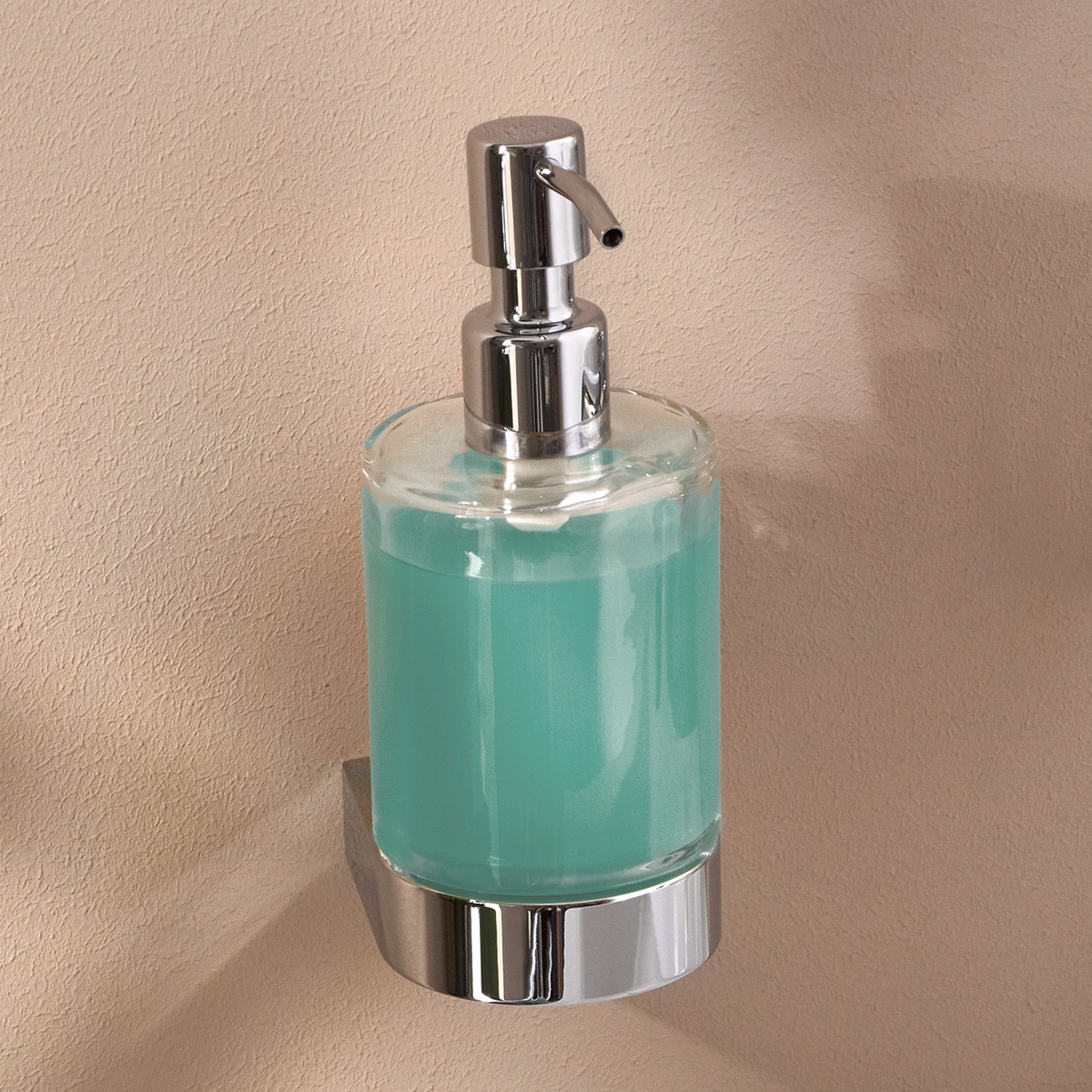 Дозатор для жидкого мыла настенный EMCO Flow хром 200мл стекло 2721 001 00